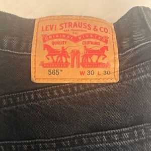 Levi's Men's Straight Jeans in Dark Gray